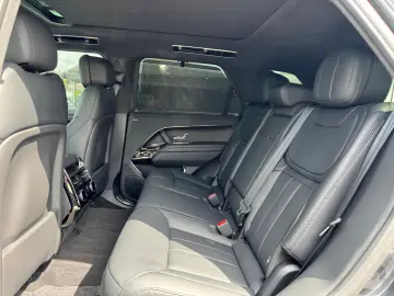 LAND ROVER Range Rover Sport D350 Autobiography Black Pack