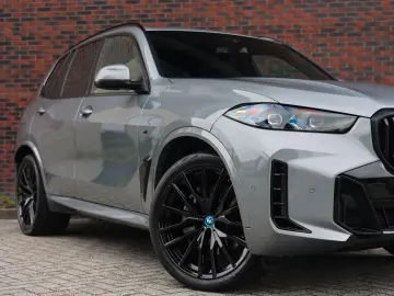 BMW X5 50e xDrive   Pano - AHK - HUD