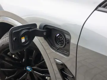 BMW X5 50e xDrive   Pano - AHK - HUD
