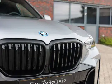 BMW X5 50e xDrive   Pano - AHK - HUD