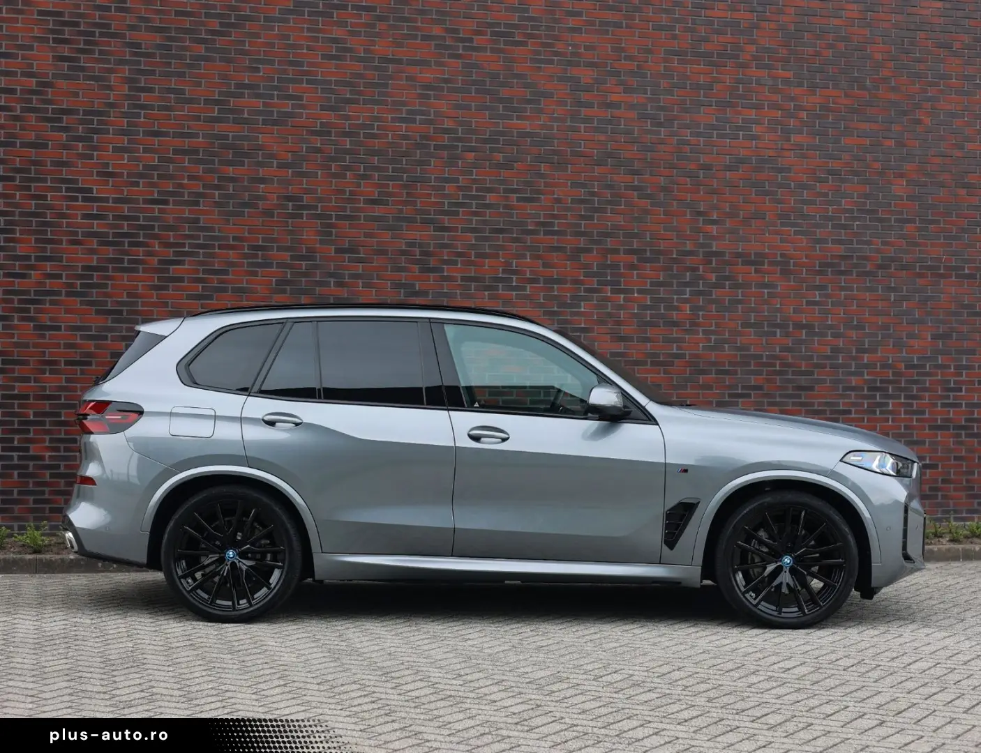 BMW X5 50e xDrive   Pano - AHK - HUD