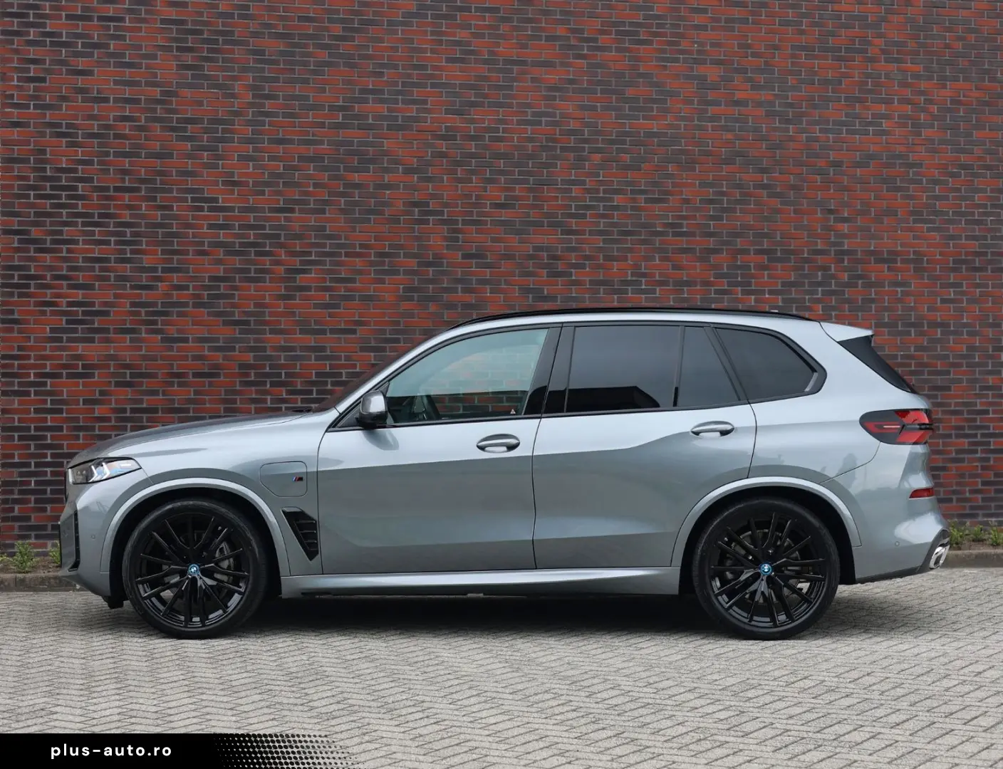 BMW X5 50e xDrive   Pano - AHK - HUD