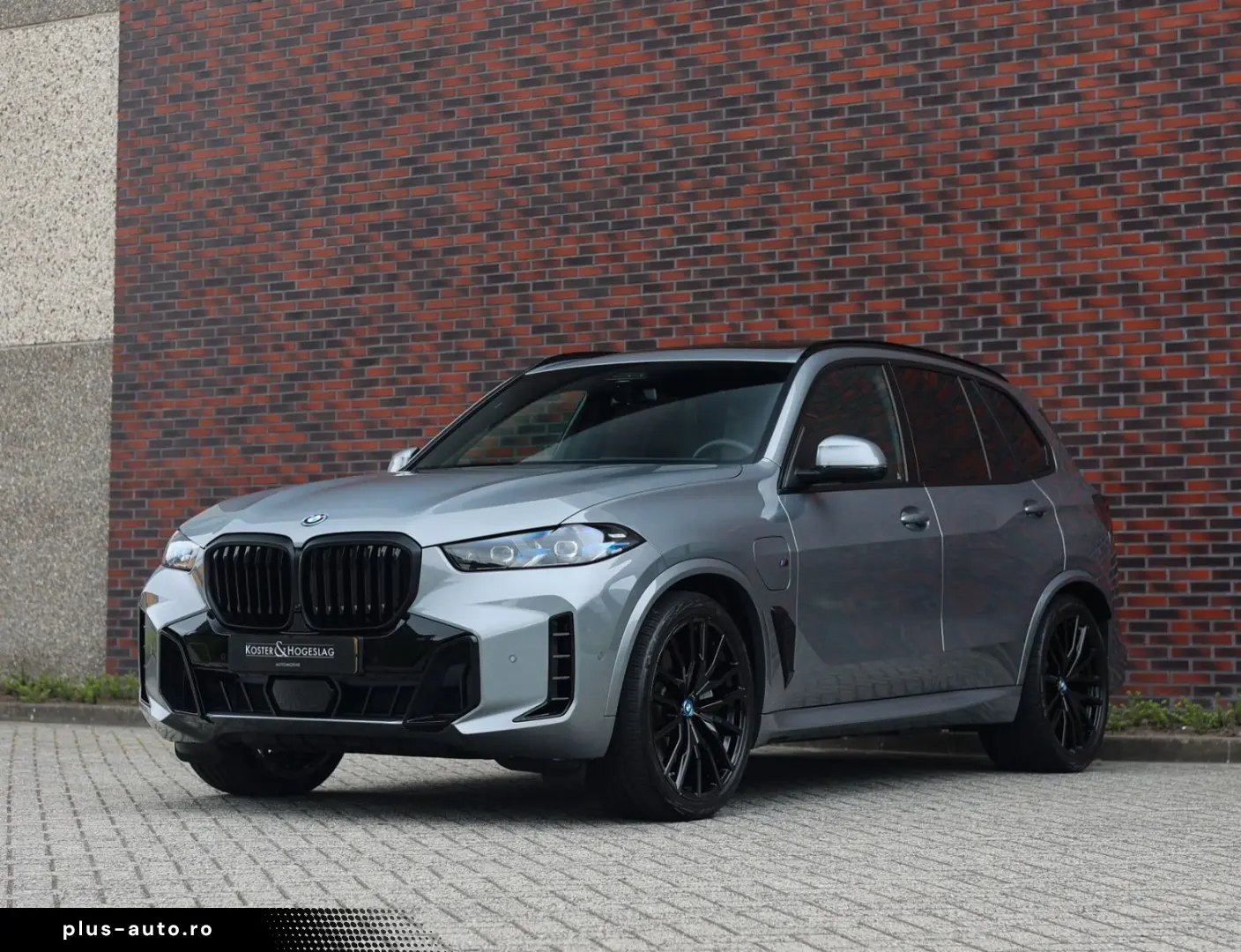 BMW X5 50e xDrive   Pano - AHK - HUD