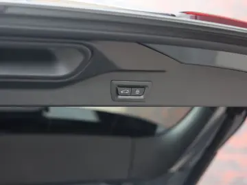 BMW X5 50e xDrive   Pano - AHK - HUD