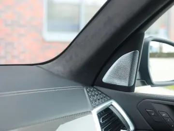 BMW X5 50e xDrive   Pano - AHK - HUD