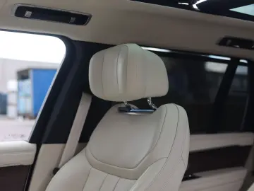 LAND ROVER Range Rover P460e Autobiography LWB