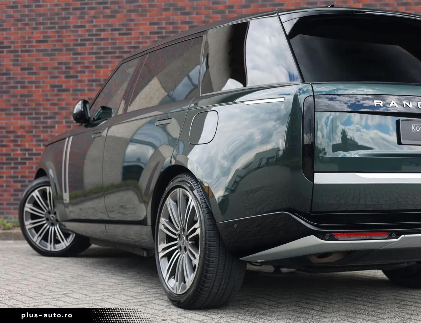 LAND ROVER Range Rover P460e Autobiography LWB
