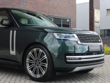LAND ROVER Range Rover P460e Autobiography LWB