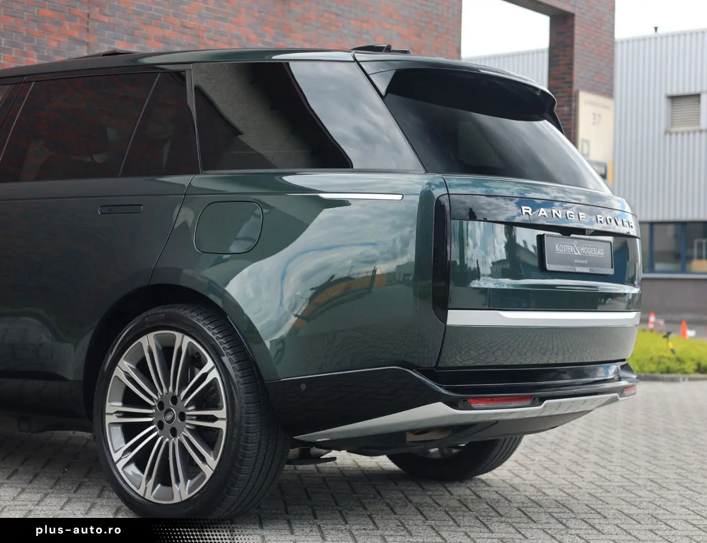 LAND ROVER Range Rover P460e Autobiography LWB
