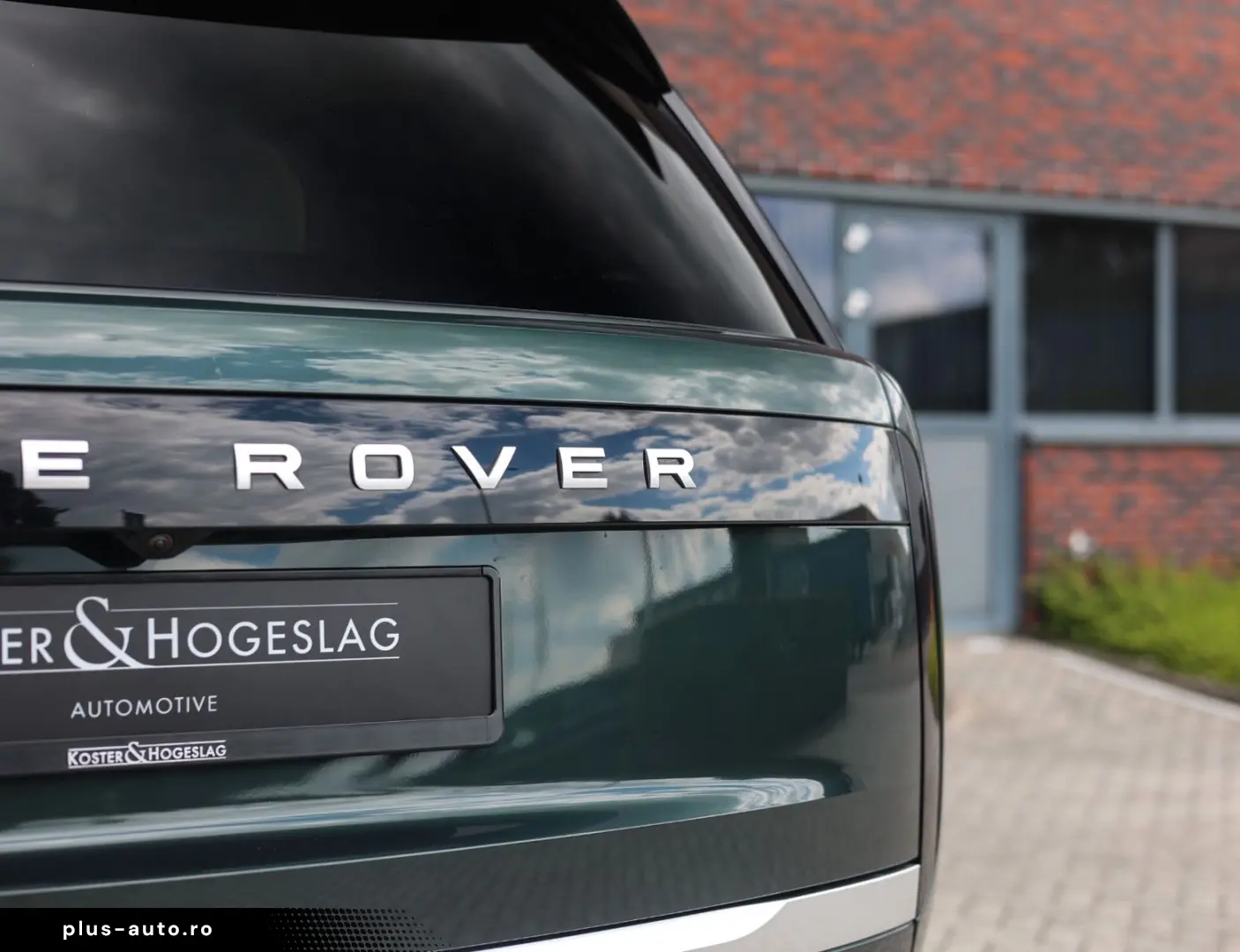 LAND ROVER Range Rover P460e Autobiography LWB