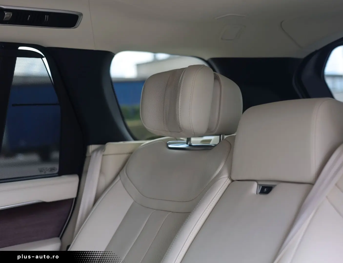 LAND ROVER Range Rover P460e Autobiography LWB