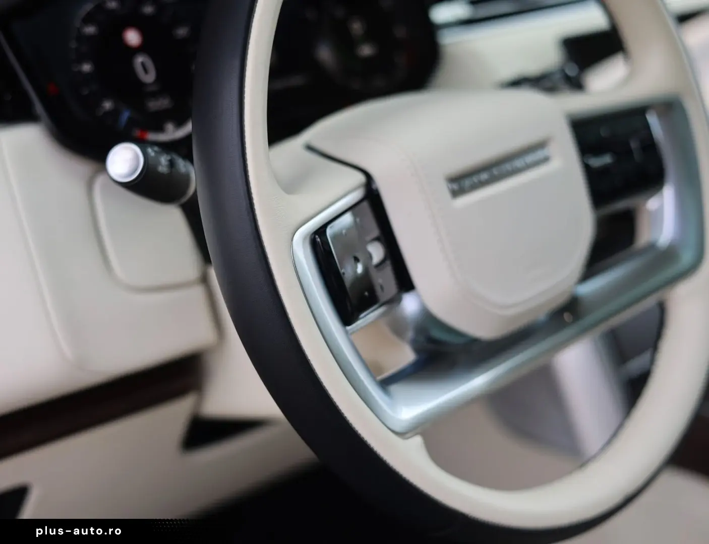 LAND ROVER Range Rover P460e Autobiography LWB