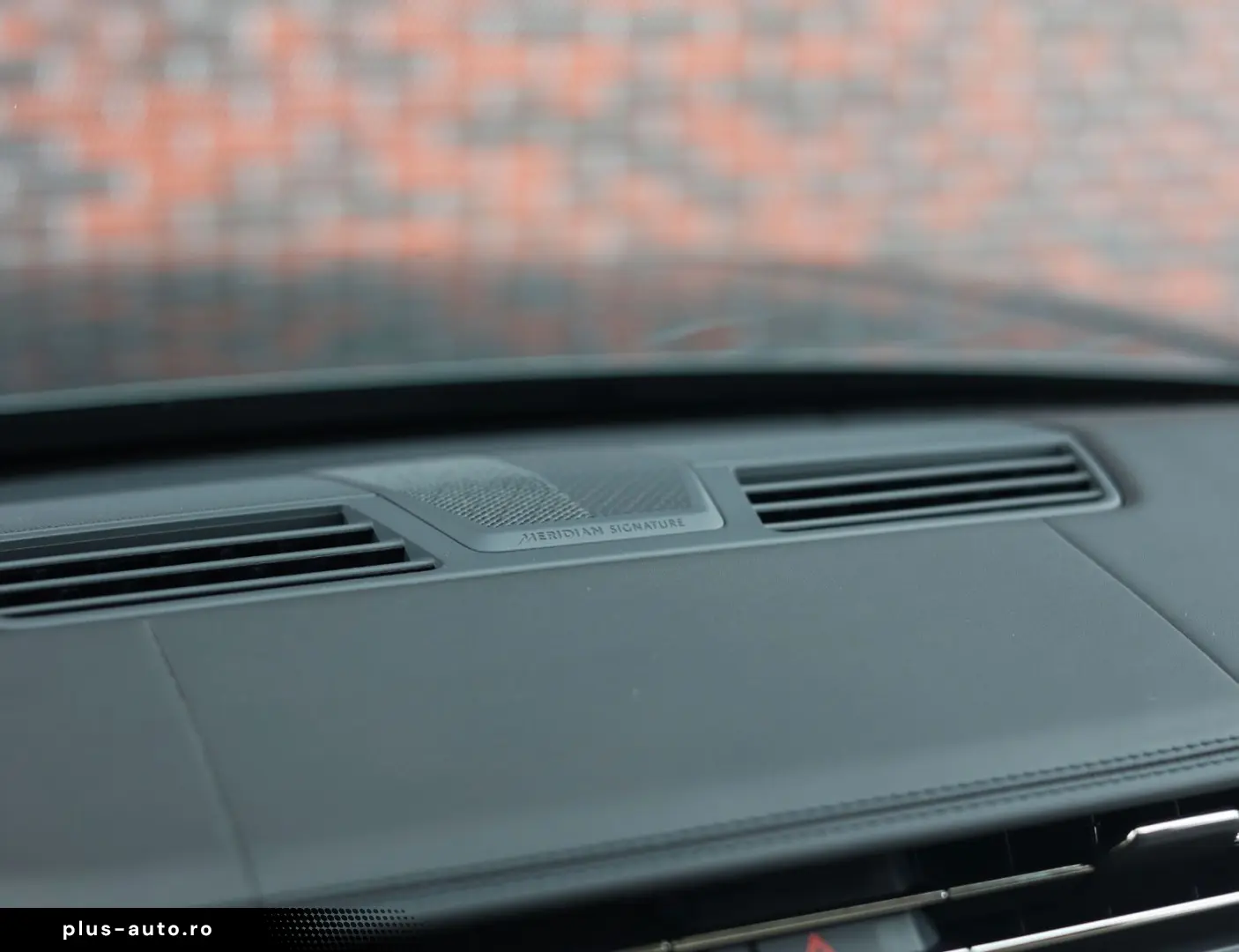 LAND ROVER Range Rover P460e Autobiography LWB