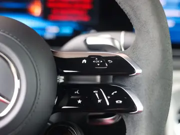 MERCEDES-BENZ G63 AMG   Multicontour - Pano - AHK - &hellip;