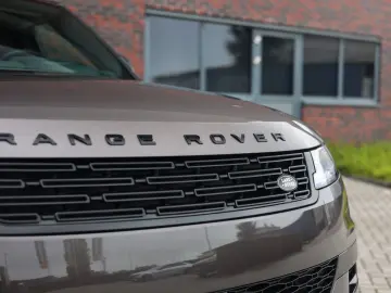 LAND ROVER Range Rover Sport P550e Autobiography