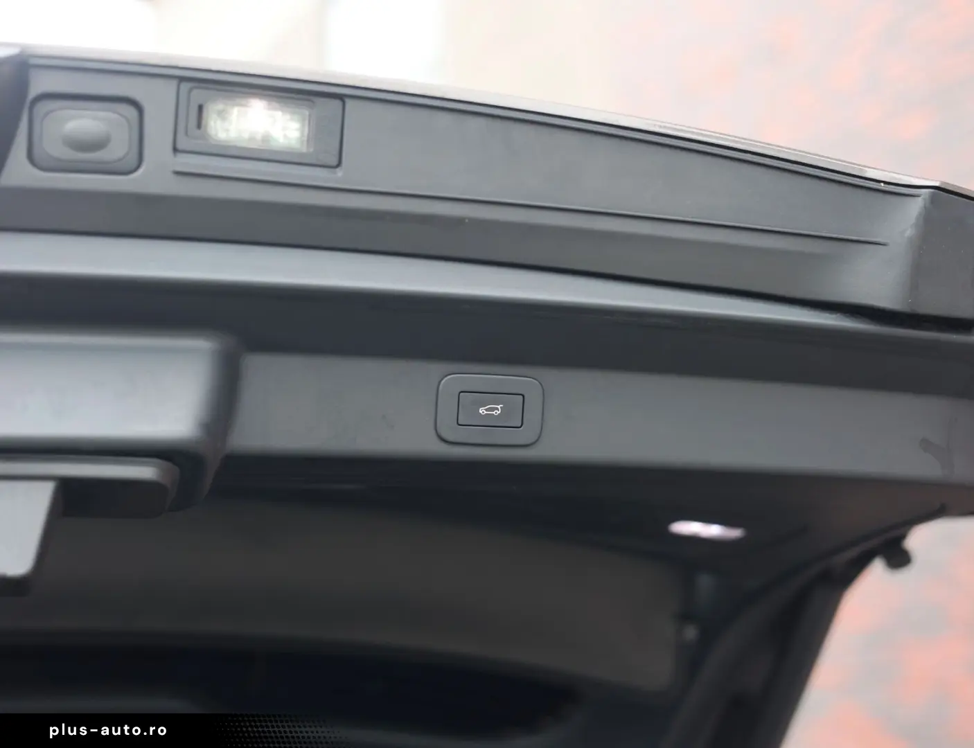 LAND ROVER Range Rover Sport P550e Autobiography