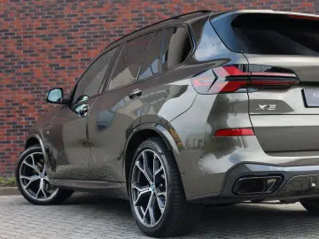 BMW X5 50e xDrive   Pano - HUD - Tartufo