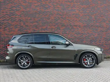 BMW X5 50e xDrive   Pano - HUD - Tartufo