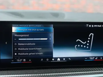 BMW X5 50e xDrive   Pano - HUD - Tartufo