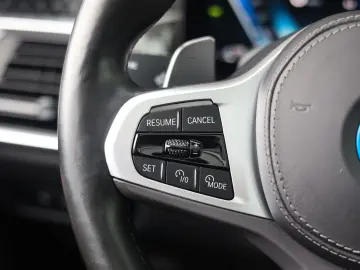BMW X5 50e xDrive   Pano - HUD - Tartufo