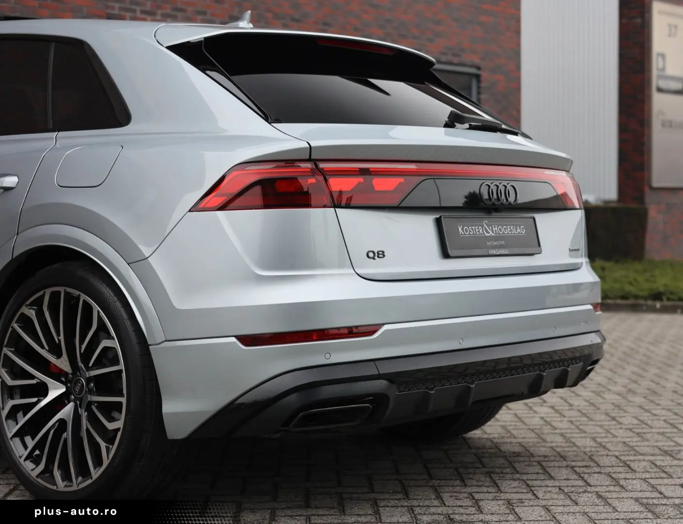 AUDI Q8 60 TFSIe Quattro   Pano - AHK - Voll!