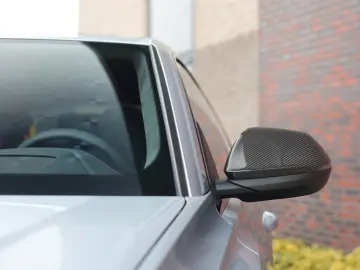 AUDI Q8 60 TFSIe Quattro   Pano - AHK - Voll!