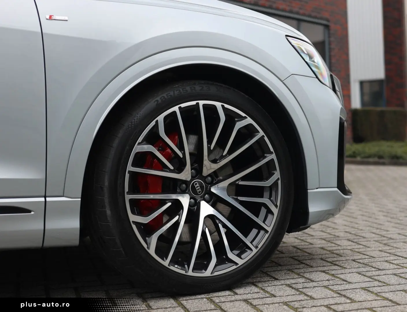 AUDI Q8 60 TFSIe Quattro   Pano - AHK - Voll!
