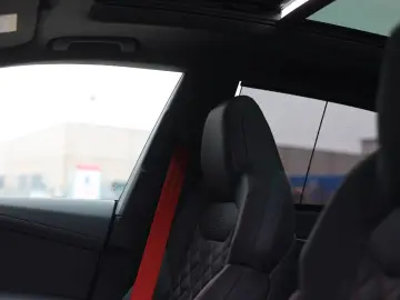 AUDI Q8 60 TFSIe Quattro   Pano - AHK - Voll!
