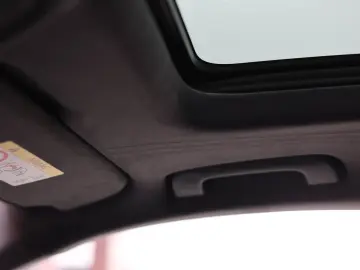 AUDI Q8 60 TFSIe Quattro   Pano - AHK - Voll!