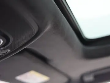 AUDI Q8 60 TFSIe Quattro   Pano - AHK - Voll!