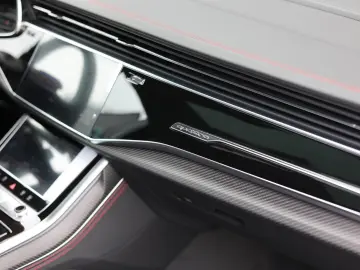 AUDI Q8 60 TFSIe Quattro   Pano - AHK - Voll!