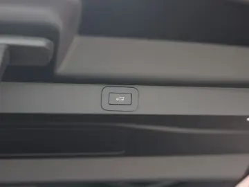 LAND ROVER Range Rover P550e Autobiography   Pano - AHK