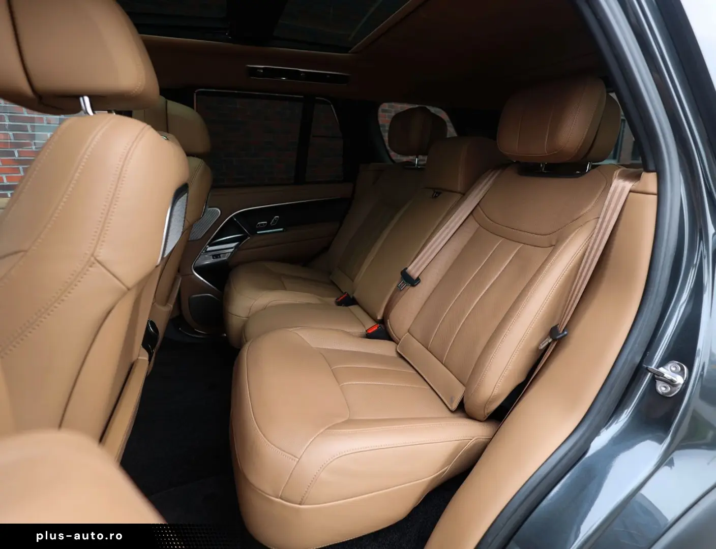 LAND ROVER Range Rover P550e Autobiography   Pano - AHK