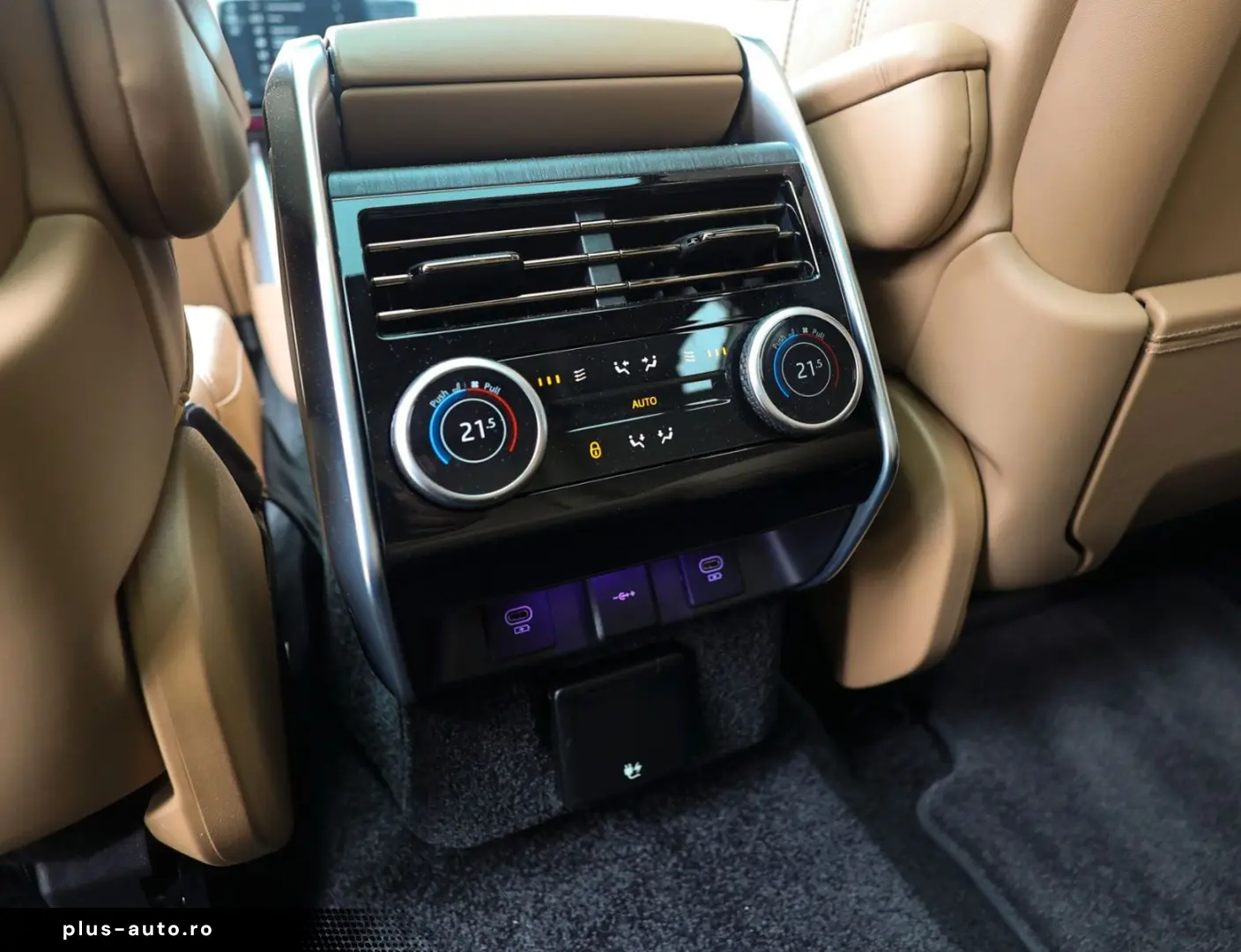 LAND ROVER Range Rover P550e Autobiography   Pano - AHK
