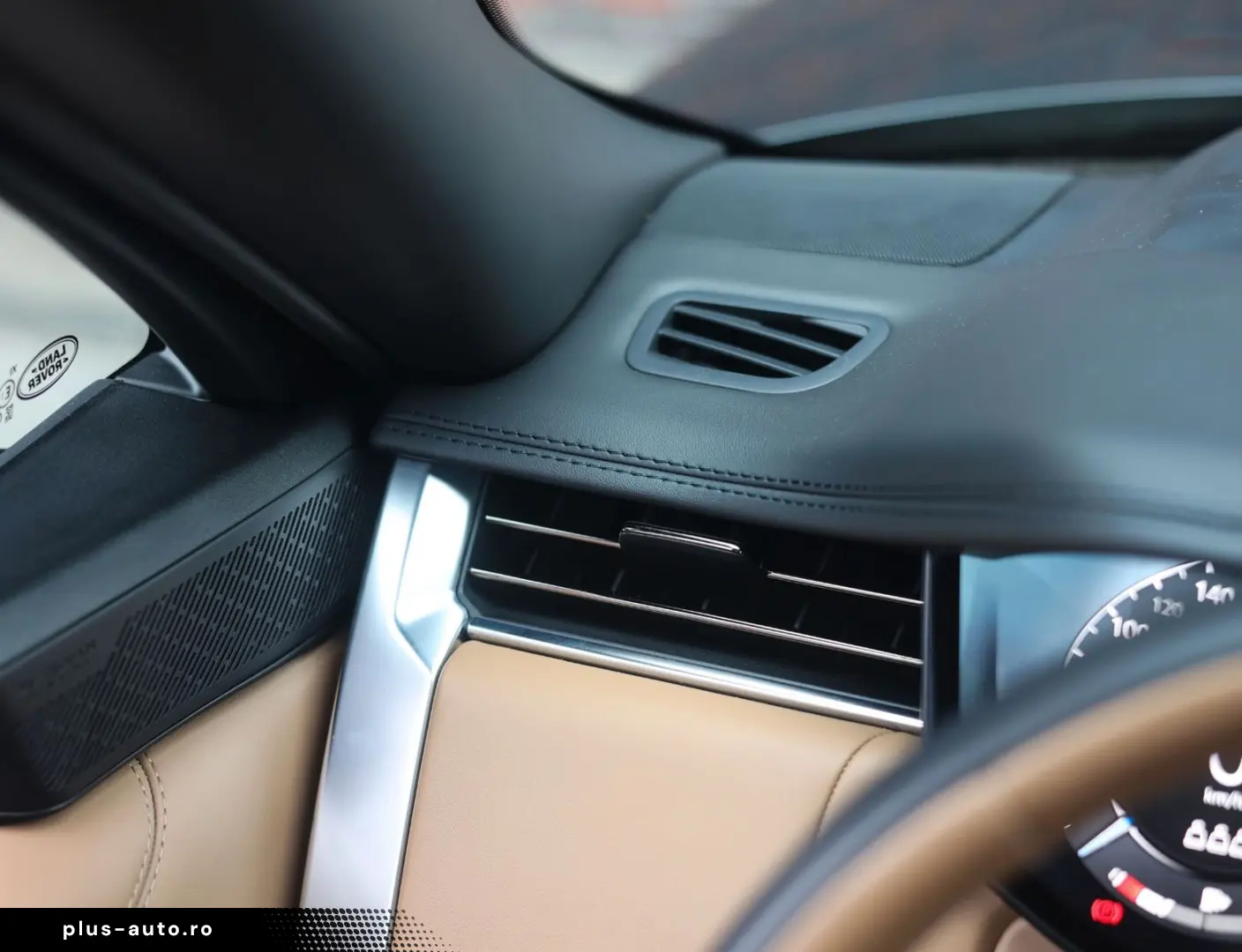 LAND ROVER Range Rover P550e Autobiography   Pano - AHK