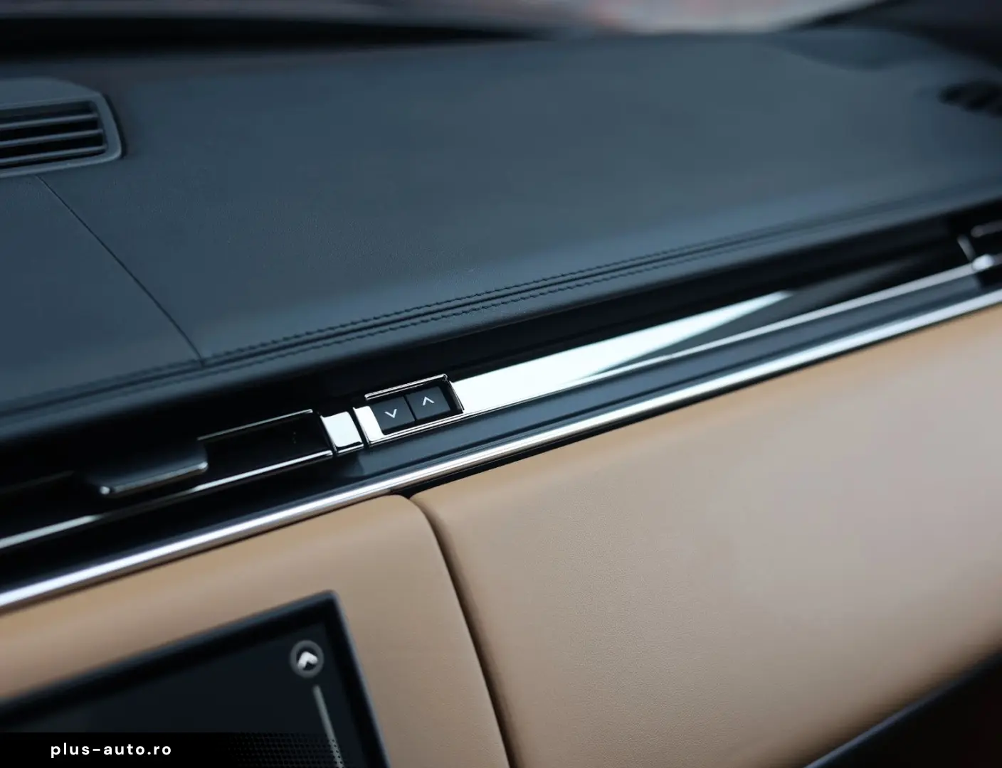 LAND ROVER Range Rover P550e Autobiography   Pano - AHK
