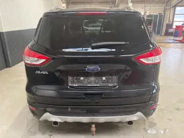 Ford Kuga automat 4x4