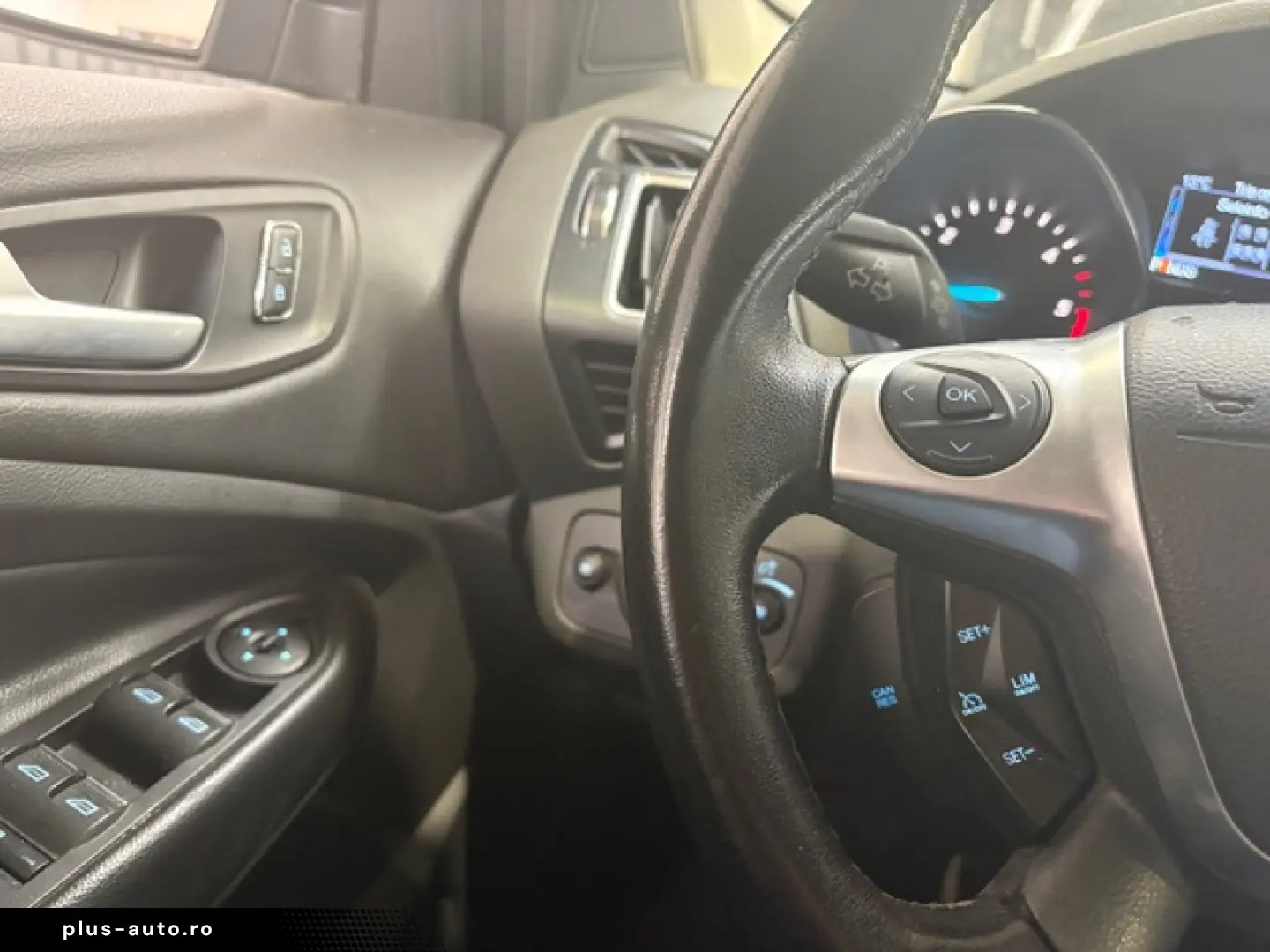 Ford Kuga automat 4x4