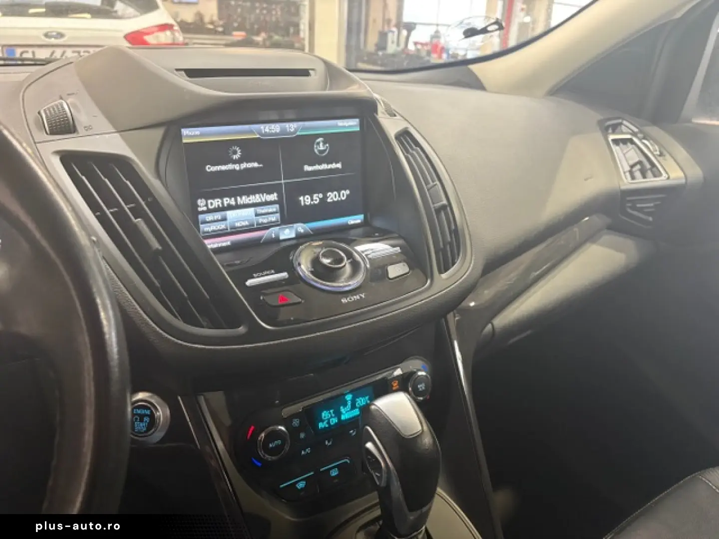 Ford Kuga automat 4x4
