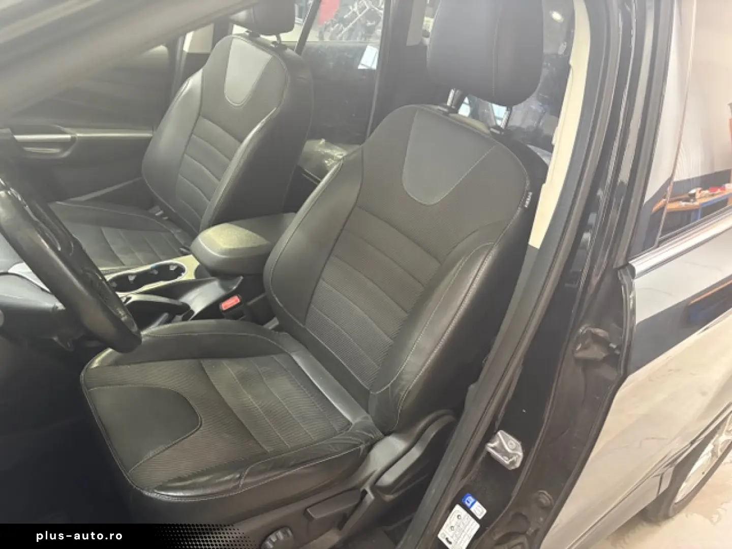 Ford Kuga automat 4x4