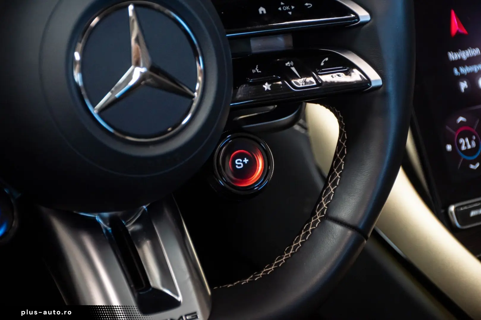 MERCEDES-BENZ SL 63 AMG Roadster   Golden Coast 1 of 100