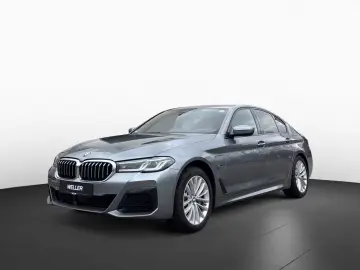 BMW 530e xDrive Aut.M SPORT Laser HUD Navi Shzg 360