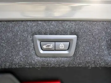 BMW 520 d Aut. Lim.  LASER HUD HARMAN-KARDON