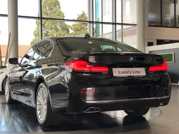BMW 530d Limousine Luxury Memory