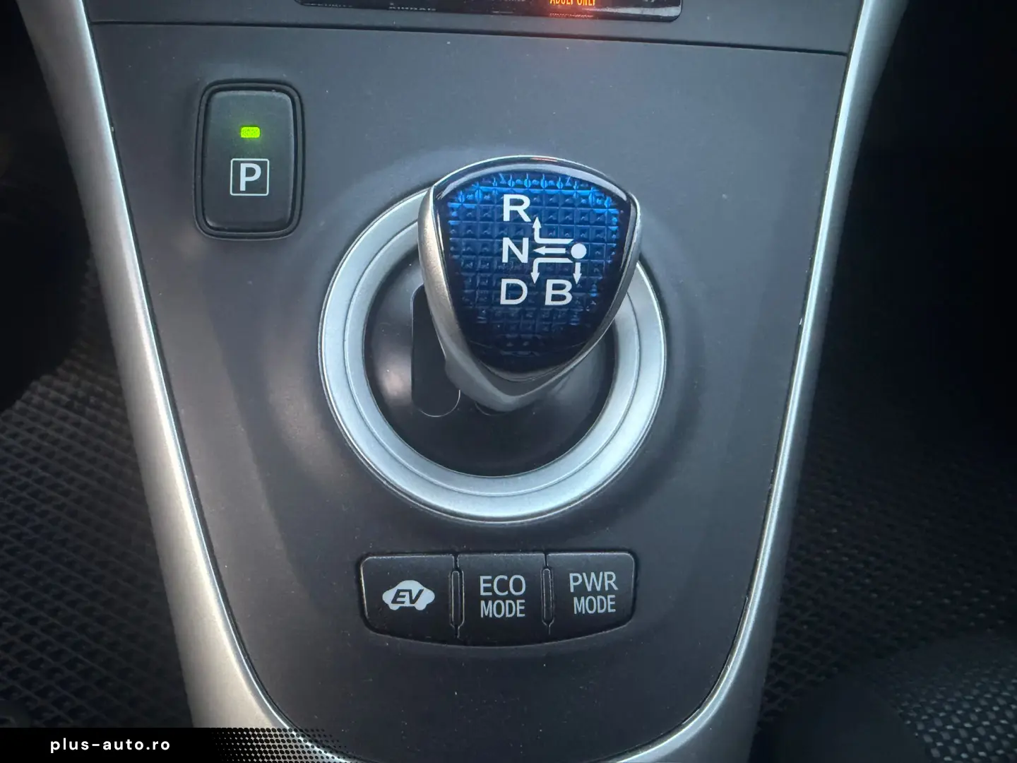 2012 Toyota Auris 1.8 Hybrid