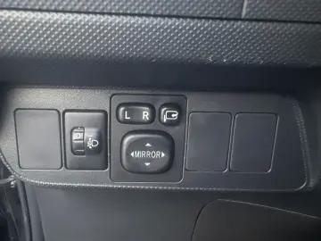 2012 Toyota Auris 1.8 Hybrid