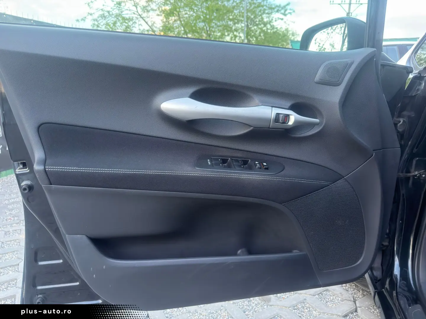 2012 Toyota Auris 1.8 Hybrid