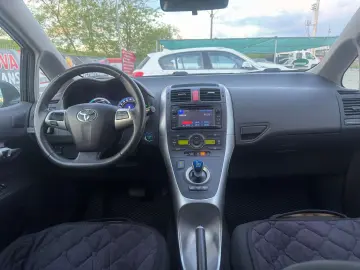 2012 Toyota Auris 1.8 Hybrid