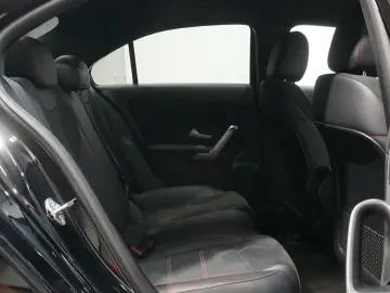 Mercedes-Benz A 200 d Limousine AMG Line