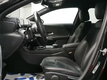 Mercedes-Benz A 200 d Limousine AMG Line